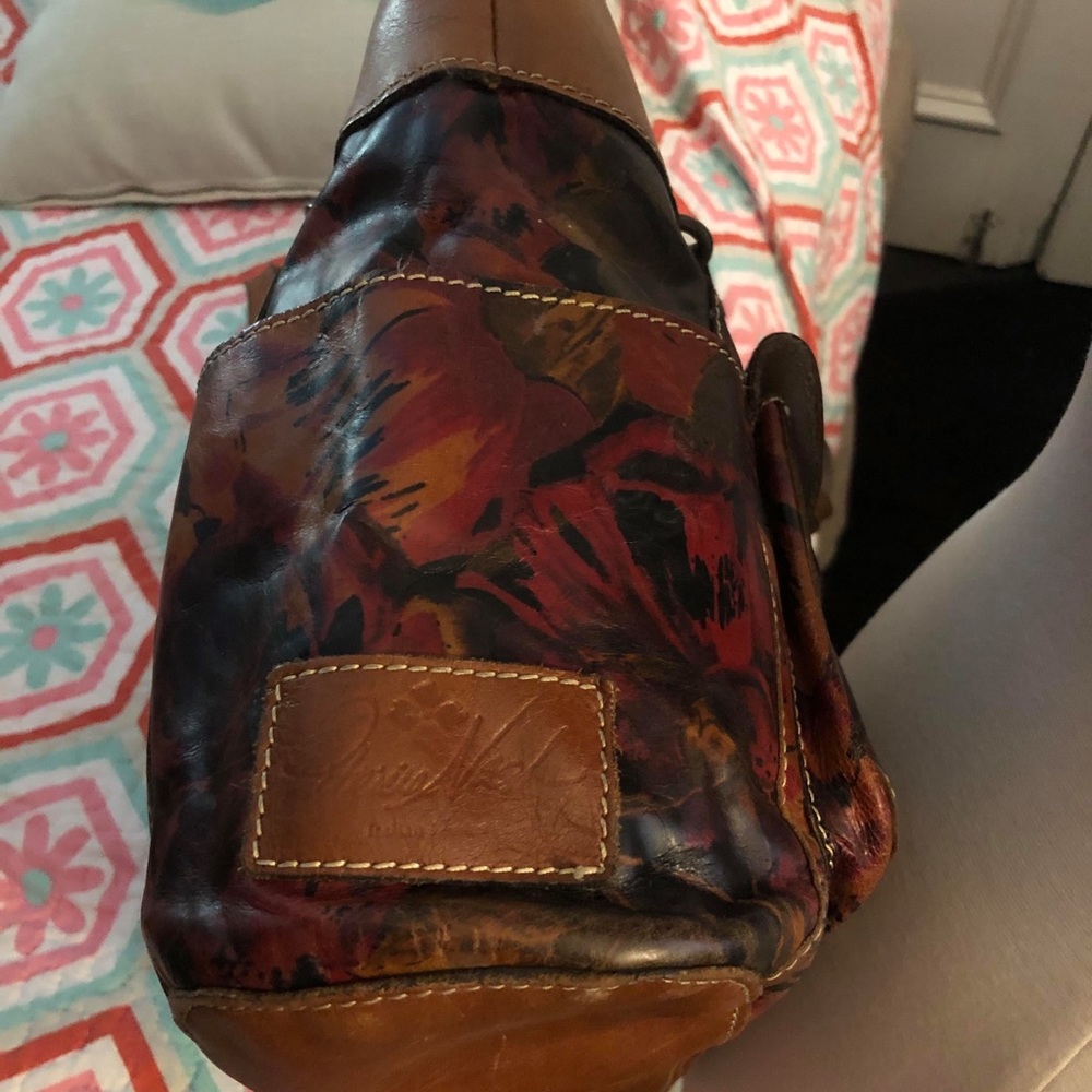 Handbag - Picture 2 of 8